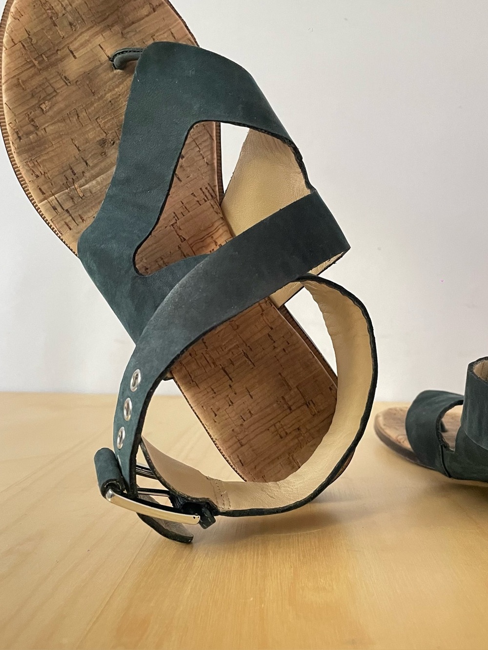 Donald J Pliner Lola2 Gladiator Sandal | US 6.5M